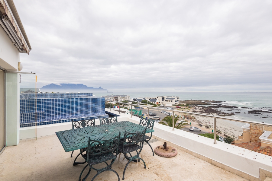 6 Bedroom Property for Sale in Bloubergstrand Western Cape